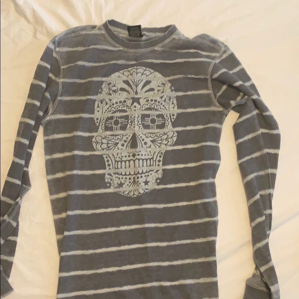 Skull shirt